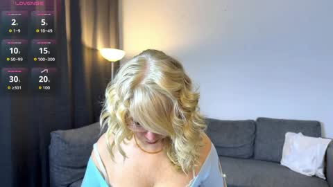 Milena online show from May 2026 06:09:01 AM