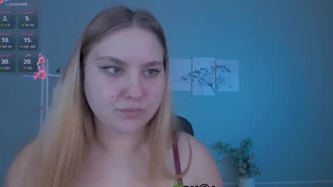 Snapshot of miles_candy chatting on February 2026 07:43:02 PM Sweet Miles online show from February 2026 07:43:02 PM