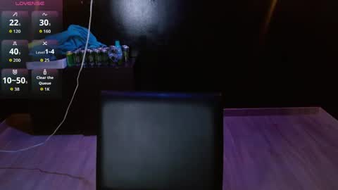 Snapshot of miley_clarck chatting on June 2026 08:13:02 PM Miley online show from June 2026 08:13:02 PM
