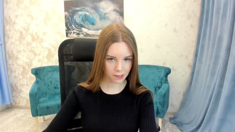 Snapshot of mileygloss chatting on January 2025 10:40:01 AM mileygloss online show from January 2025 10:40:01 AM