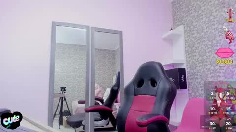 Snapshot of mileyjoas chatting on February 2025 07:27:02 PM MILEY online show from February 2025 07:27:02 PM