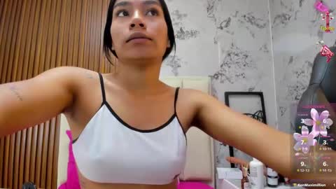 Snapshot of mileyjoas chatting on October 2025 08:05:02 PM MILEY online show from October 2025 08:05:02 PM