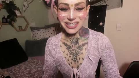 Isabella online show from February 2026 12:56:02 PM