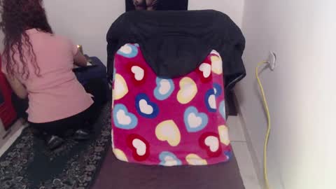 Valeria online show from September 2025 03:01:01 PM