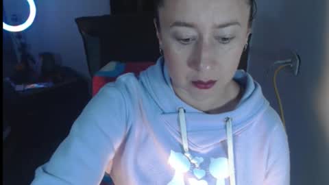 Valeria online show from October 2025 03:24:01 PM