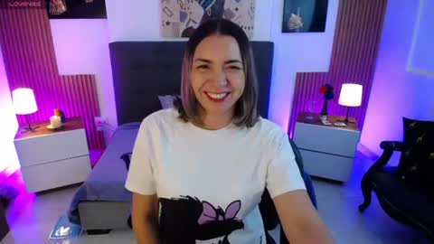Sara  online show from June 2026 11:37:01 AM