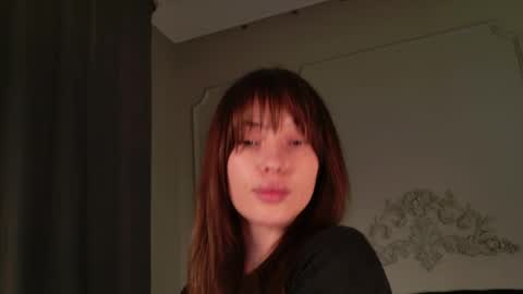 Mili Jay online show from May 2026 06:13:01 PM