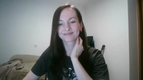 Snapshot of miliah chatting on October 2025 06:52:02 PM miliah online show from October 2025 06:52:02 PM