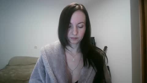 Snapshot of miliah chatting on October 2025 07:03:02 PM miliah online show from October 2025 07:03:02 PM