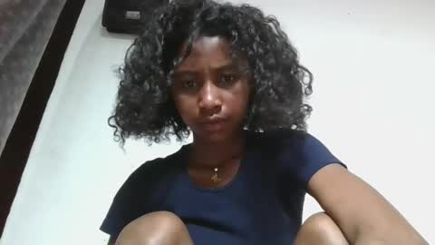 Snapshot of milinasy chatting on February 2026 04:20:01 AM milinasy online show from February 2026 04:20:01 AM