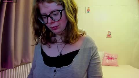 MilisaSweet online show from April 2026 07:22:01 PM