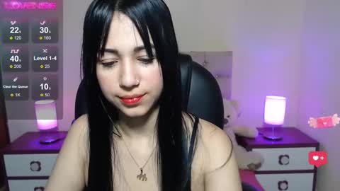 Snapshot of milk_little4u chatting on October 2025 10:43:02 AM luci online show from October 2025 10:43:02 AM