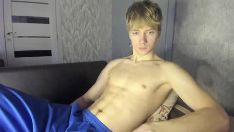 Isaac online show from January 2025 05:49:01 AM