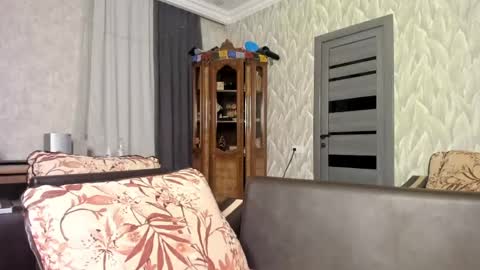 Isaac online show from May 2026 10:48:02 PM