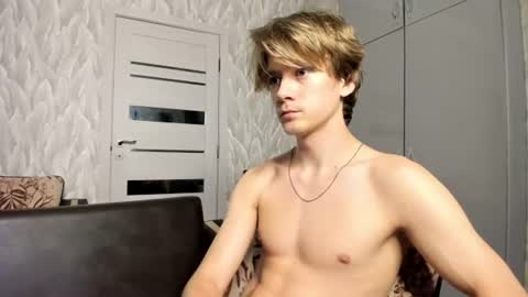 Isaac online show from June 2026 09:56:02 PM