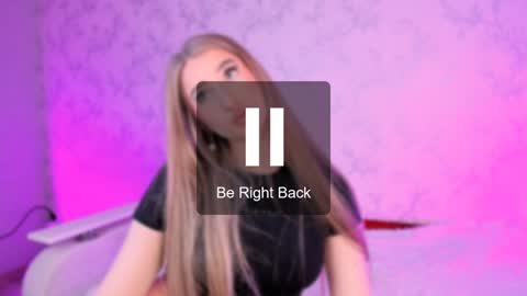 Snapshot of milky_waybaby chatting on January 2025 08:17:01 AM Vivian online show from January 2025 08:17:01 AM