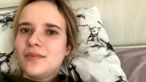 Snapshot of milkybaby269137 chatting on February 2025 09:03:01 AM milkybaby269137 online show from February 2025 09:03:01 AM