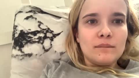 Snapshot of milkybaby269137 chatting on February 2025 09:35:01 AM milkybaby269137 online show from February 2025 09:35:01 AM