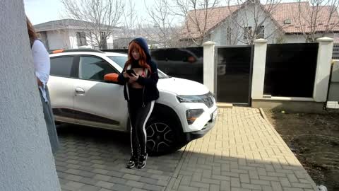 Livia online show from March 2025 09:13:01 AM