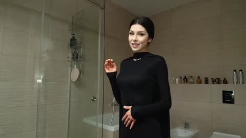 milla bella online show from January 2026 07:28:01 PM