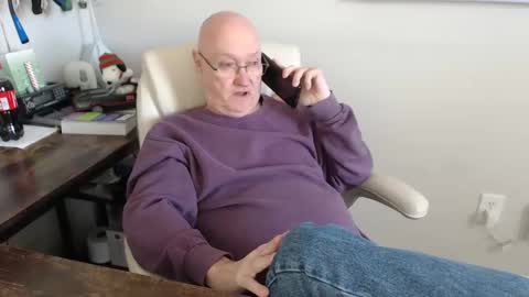 Snapshot of millenium0129 chatting on February 2025 05:26:01 PM millenium0129 online show from February 2025 05:26:01 PM