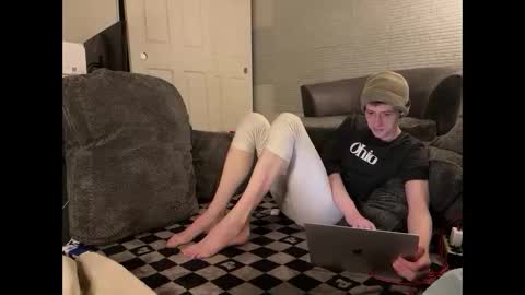 SlimnHungOH online show from February 2025 08:25:02 AM