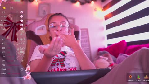 MILLY online show from December 2024 07:57:01 PM