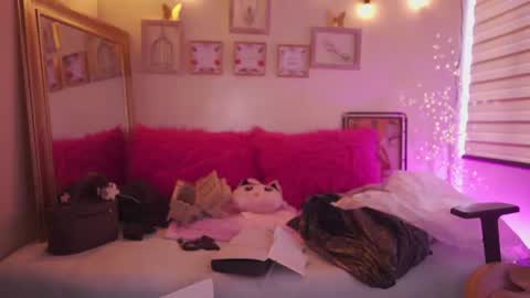 MILLY online show from July 2026 08:44:01 PM