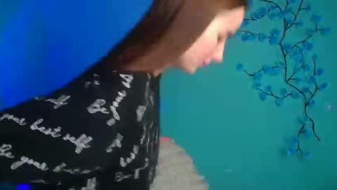 Milly online show from April 2026 06:02:02 AM