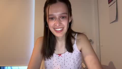 Snapshot of millypetite chatting on September 2025 03:06:02 AM Milly online show from September 2025 03:06:02 AM