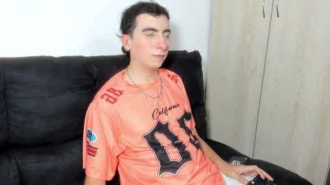 milogm_ online show from June 2026 02:36:02 AM