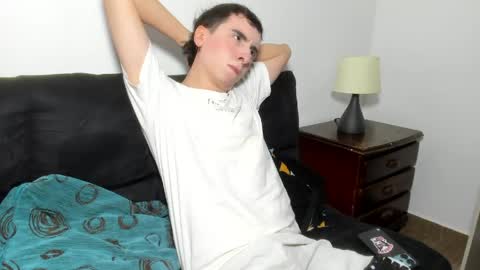 milogm_ online show from June 2026 12:38:01 AM