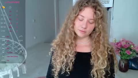milounee online show from July 2026 08:25:02 AM