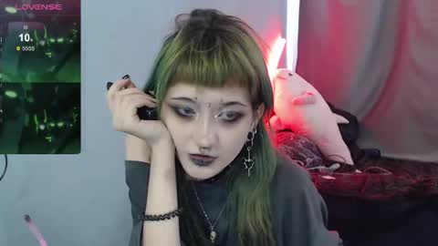 milten_trish online show from May 2026 03:50:02 PM