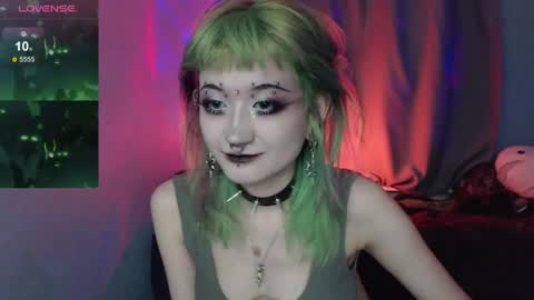 milten_trish online show from May 2026 11:23:02 PM