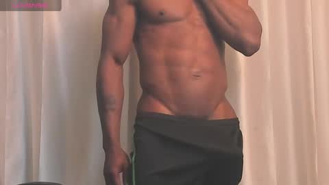 Miltonn online show from January 2025 12:33:01 AM