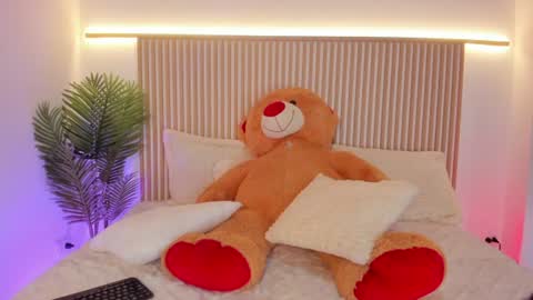 miluu online show from July 2026 08:37:01 PM