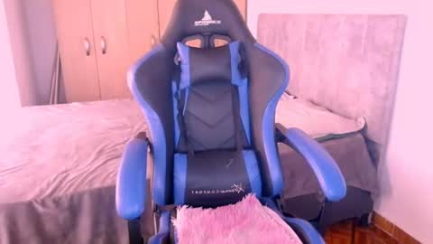 miluu_444 online show from June 2026 04:42:01 PM