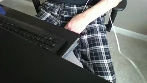 milwaukeebadger24 online show from February 2025 10:04:01 PM