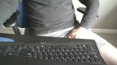 milwaukeebadger24 online show from November 2025 04:06:02 PM