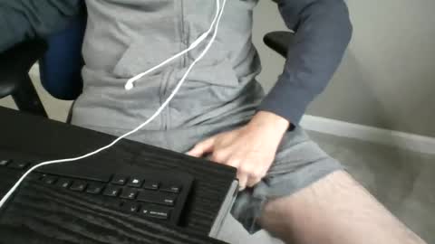 milwaukeebadger24 online show from June 2026 12:40:02 PM