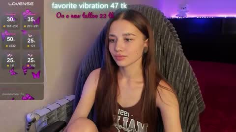 Snapshot of milyamess chatting on October 2025 02:36:02 PM Emily online show from October 2025 02:36:02 PM