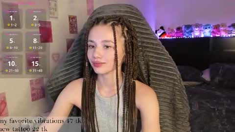 Snapshot of milyamess chatting on July 2026 07:05:01 PM Emily online show from July 2026 07:05:01 PM