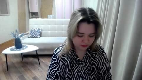 mimimishel_69 online show from February 2025 02:44:01 PM