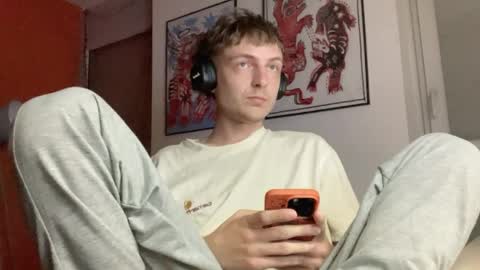 mimiro12 online show from April 2026 12:19:01 AM