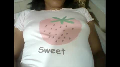 Snapshot of mimisexy295320 chatting on January 2025 10:19:01 AM mimisexy295320 online show from January 2025 10:19:01 AM