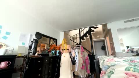 Snapshot of mimsymarlo chatting on April 2026 05:07:02 PM mimsymarlo online show from April 2026 05:07:02 PM