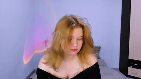 hi Im Mina  online show from November 2025 01:31:01 AM