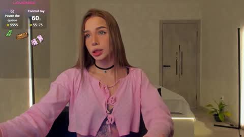 Snapshot of mindlure chatting on January 2026 02:59:02 AM Emily online show from January 2026 02:59:02 AM