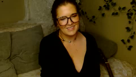 Mindy online show from April 2026 05:24:01 AM